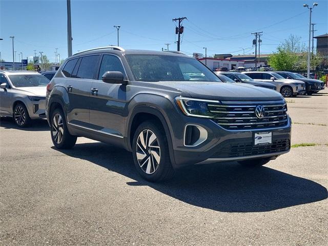 new 2025 Volkswagen Atlas car, priced at $45,214