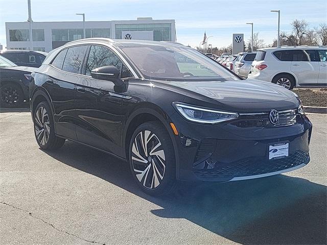 new 2025 Volkswagen ID.4 car, priced at $44,943