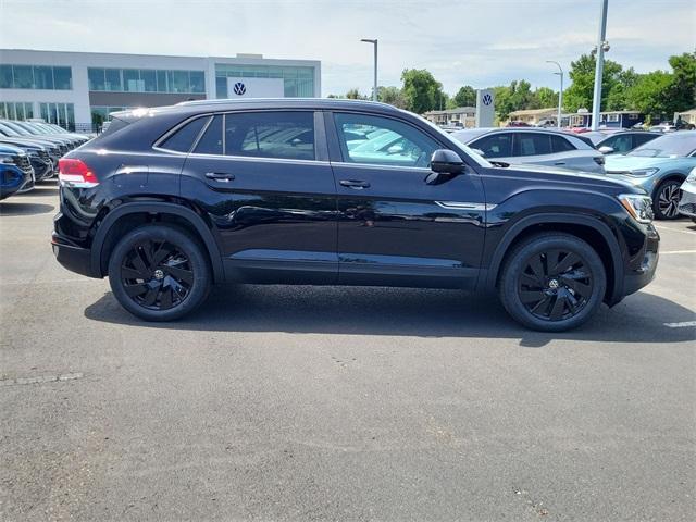 new 2025 Volkswagen Atlas Cross Sport car, priced at $42,058
