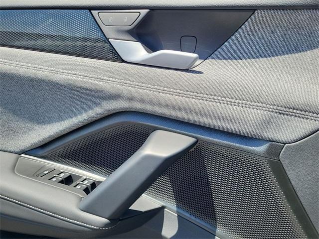 new 2025 Volkswagen Tiguan car, priced at $30,678