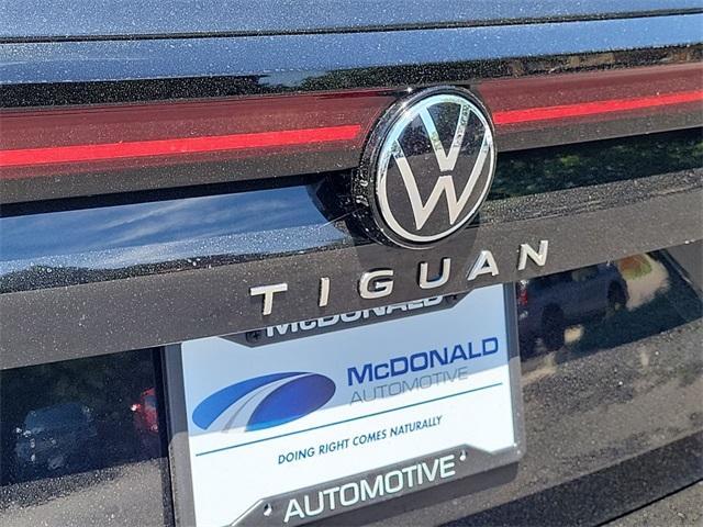 new 2025 Volkswagen Tiguan car, priced at $30,678