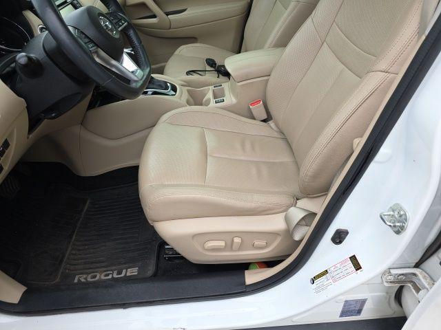 used 2017 Nissan Rogue car, priced at $15,063