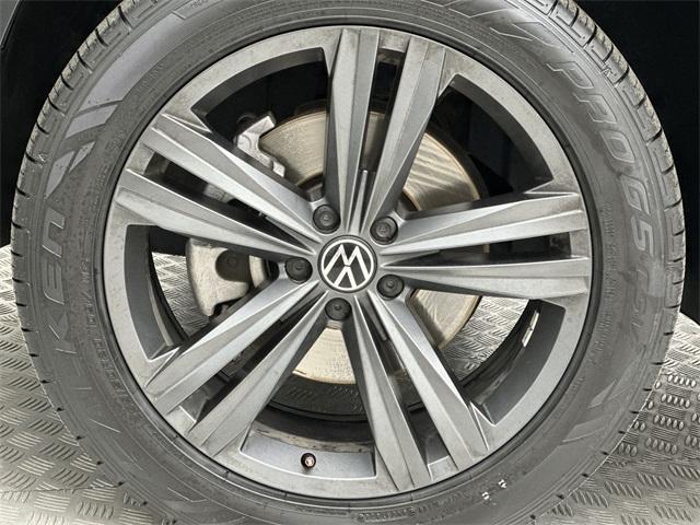 used 2021 Volkswagen Atlas car, priced at $30,970