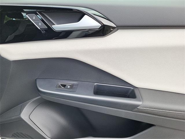 new 2025 Volkswagen Taos car, priced at $27,510