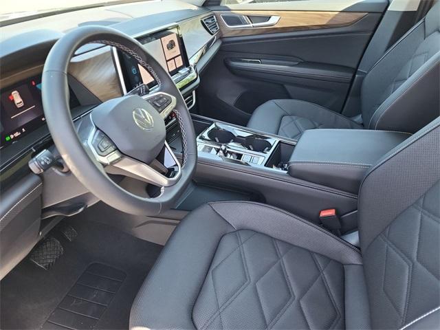 new 2025 Volkswagen Atlas car, priced at $42,951