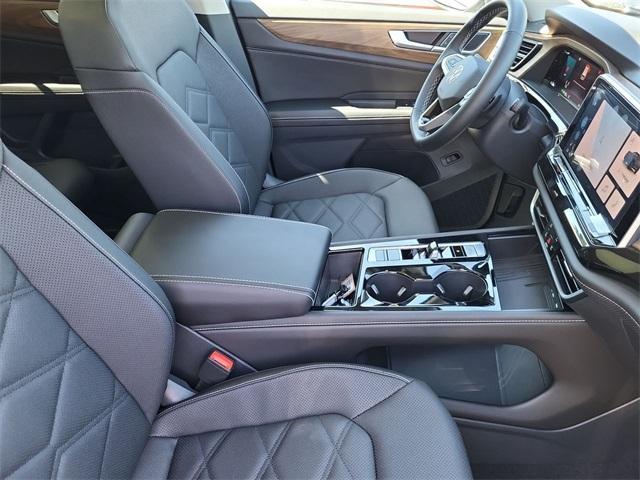 new 2025 Volkswagen Atlas car, priced at $42,951