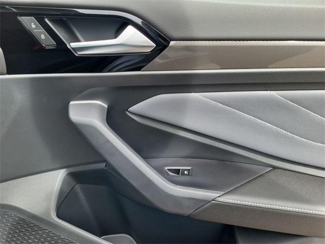 new 2025 Volkswagen Jetta car, priced at $28,581