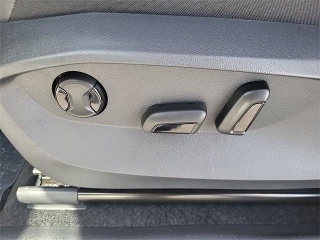 new 2023 Volkswagen Tiguan car, priced at $30,018