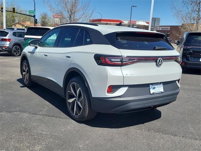 new 2025 Volkswagen ID.4 car, priced at $43,433