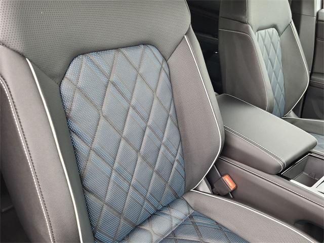new 2025 Volkswagen Atlas Cross Sport car, priced at $50,640