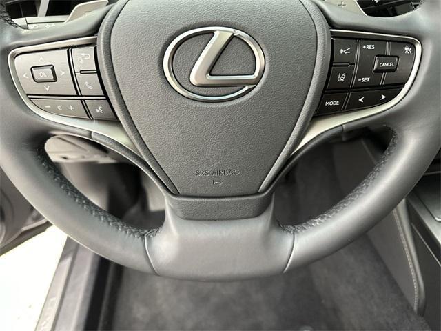 used 2022 Lexus ES 250 car, priced at $30,970