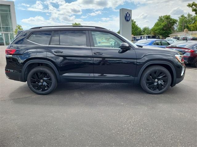 new 2024 Volkswagen Atlas car, priced at $42,085