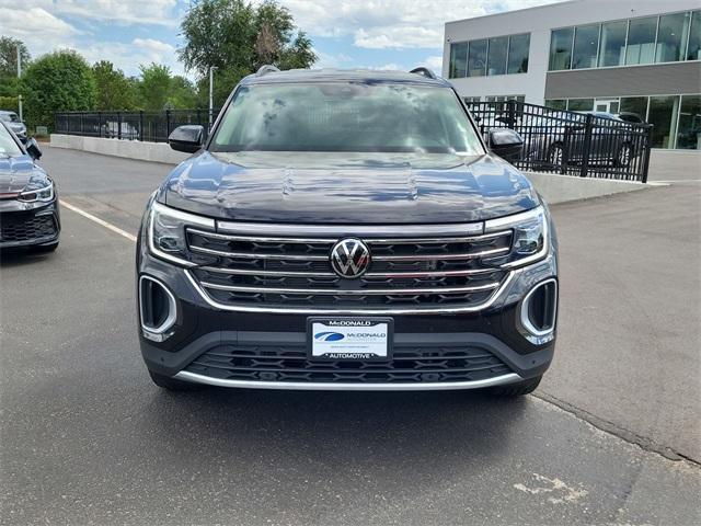 new 2024 Volkswagen Atlas car, priced at $42,085