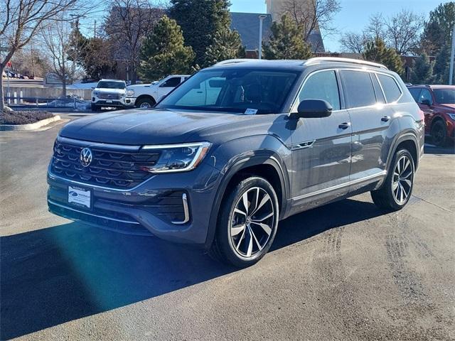 new 2025 Volkswagen Atlas car, priced at $52,651