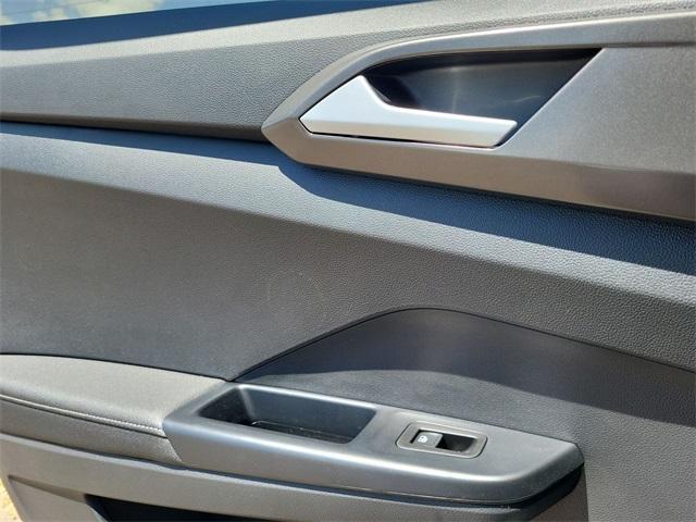 new 2025 Volkswagen Taos car, priced at $31,321