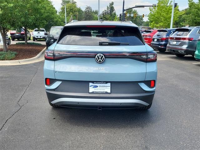 new 2025 Volkswagen ID.4 car, priced at $39,343