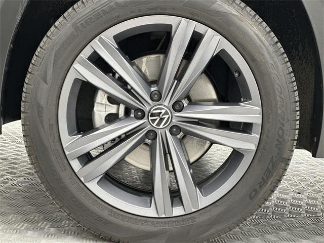 used 2022 Volkswagen Atlas Cross Sport car, priced at $30,570