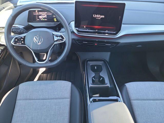 new 2025 Volkswagen ID.4 car, priced at $40,160