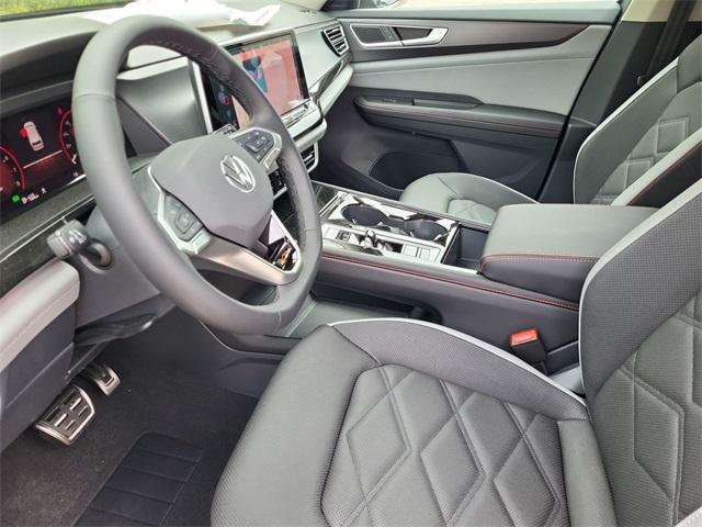 new 2025 Volkswagen Atlas car, priced at $44,253