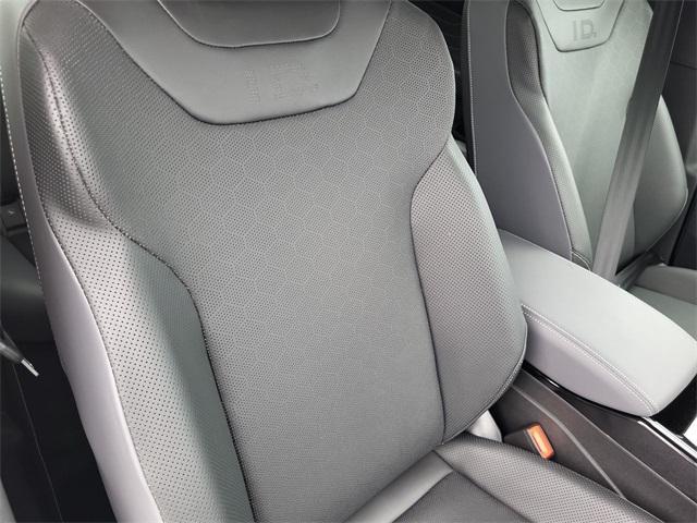 new 2025 Volkswagen ID.4 car, priced at $49,943