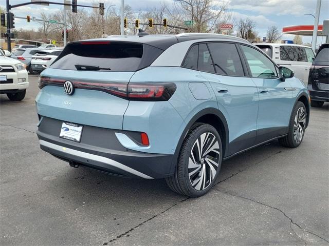 new 2025 Volkswagen ID.4 car, priced at $49,943