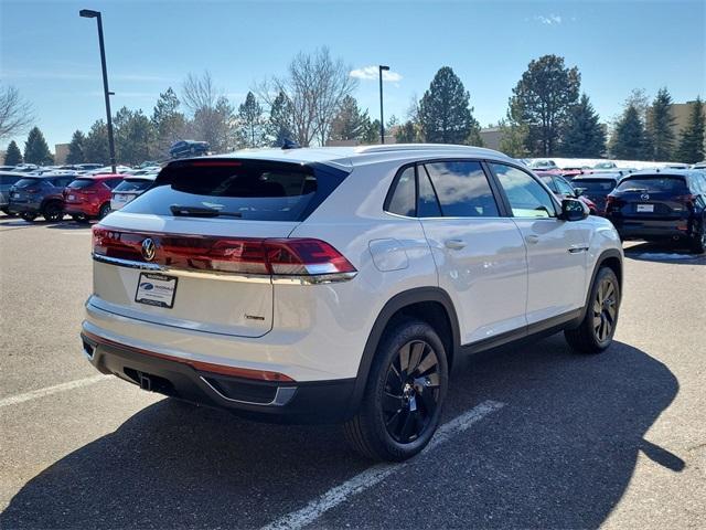 new 2024 Volkswagen Atlas Cross Sport car, priced at $42,805