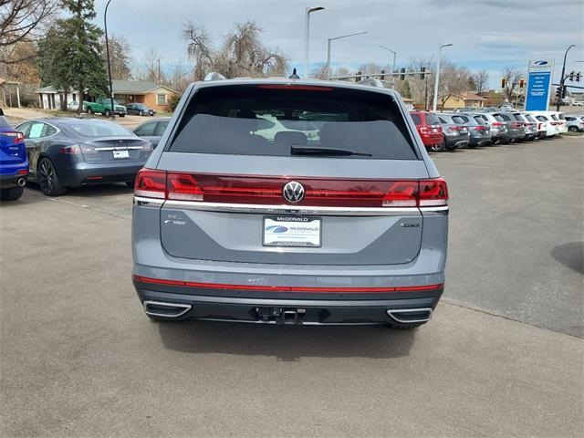 new 2025 Volkswagen Atlas car, priced at $49,592