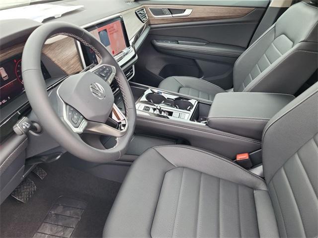 new 2025 Volkswagen Atlas car, priced at $49,592