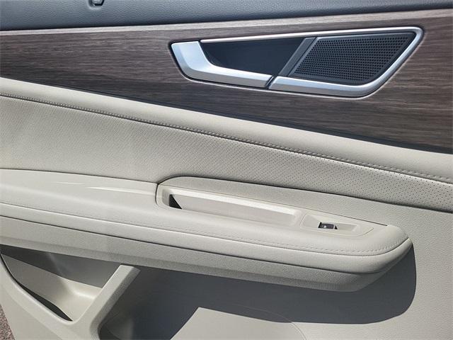 new 2025 Volkswagen Atlas car, priced at $46,277