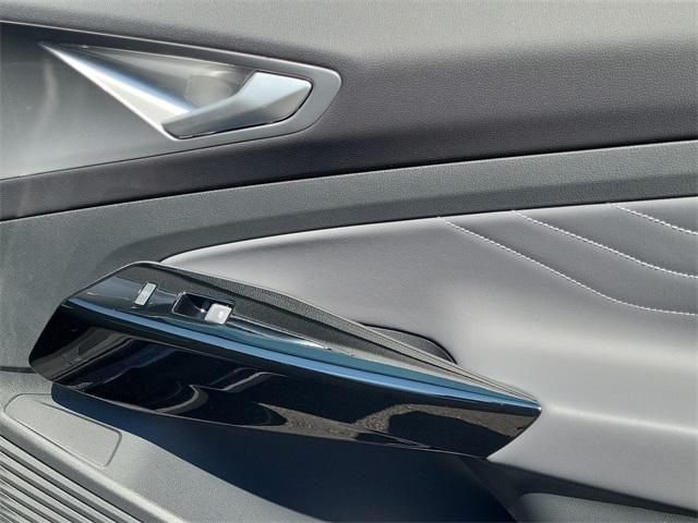 new 2025 Volkswagen ID.4 car, priced at $41,497