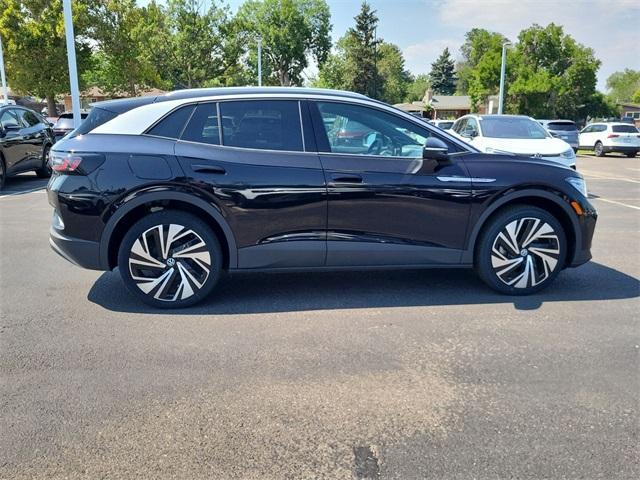 new 2025 Volkswagen ID.4 car, priced at $41,843