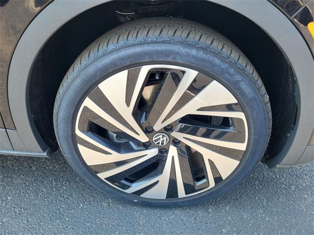 new 2025 Volkswagen ID.4 car, priced at $41,843