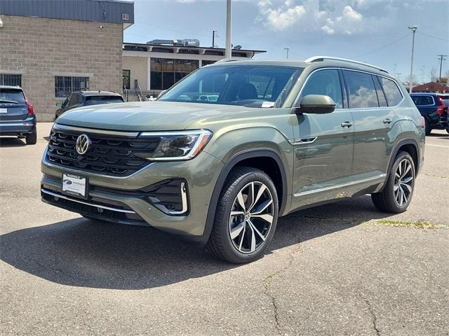 new 2025 Volkswagen Atlas car, priced at $51,714