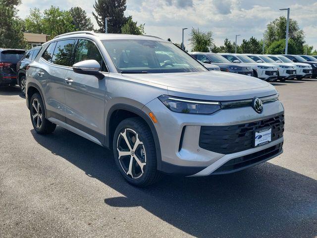 new 2025 Volkswagen Tiguan car, priced at $32,989