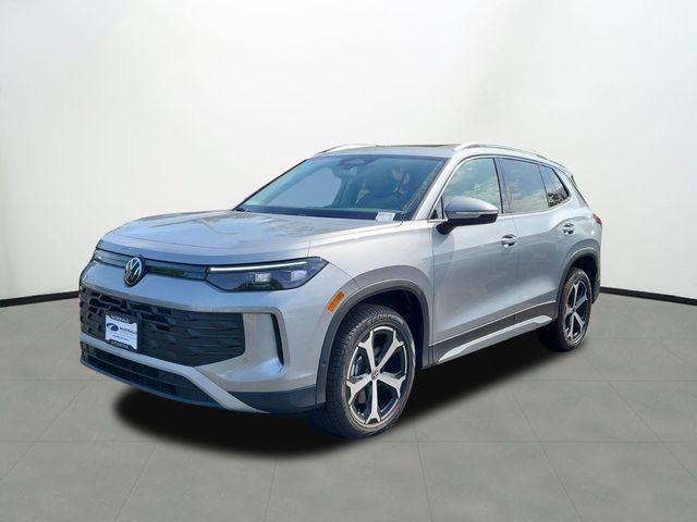 new 2025 Volkswagen Tiguan car, priced at $32,989