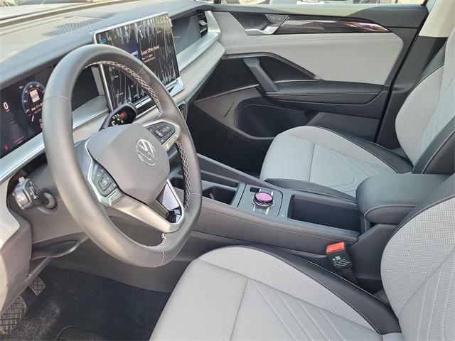 new 2025 Volkswagen Tiguan car, priced at $34,989