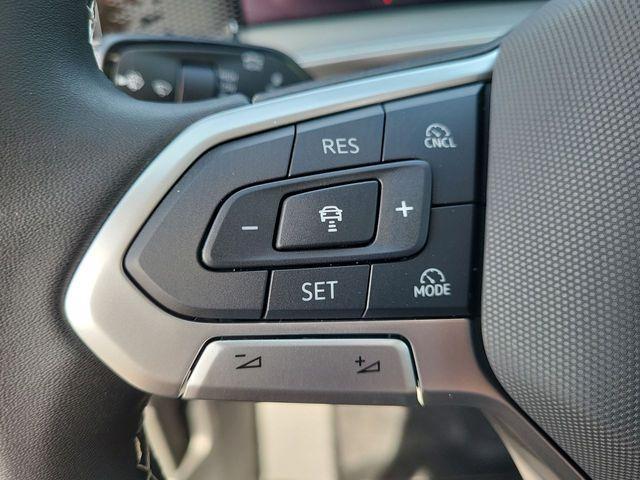 new 2025 Volkswagen Tiguan car, priced at $32,989