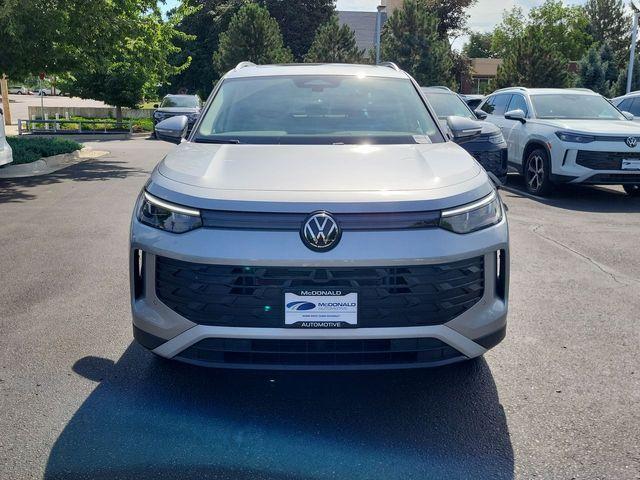 new 2025 Volkswagen Tiguan car, priced at $32,989