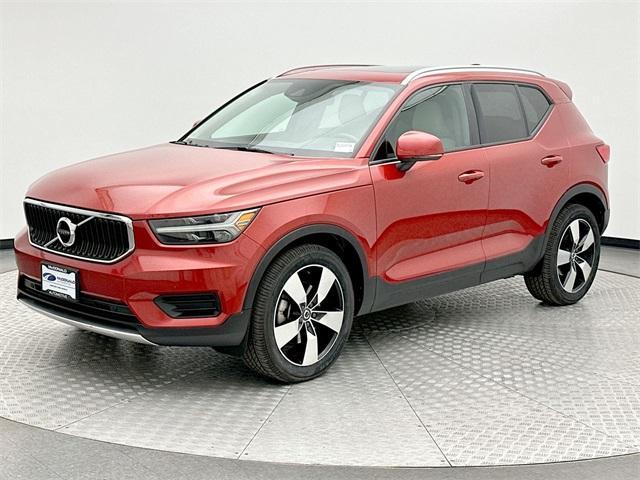 used 2020 Volvo XC40 car, priced at $24,499