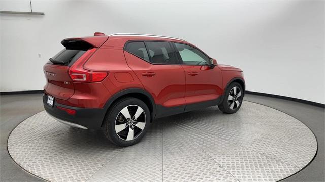 used 2020 Volvo XC40 car, priced at $24,499