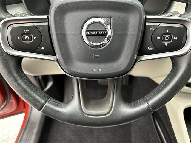 used 2020 Volvo XC40 car, priced at $24,499