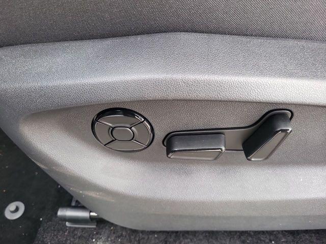 new 2026 Volkswagen Tiguan car