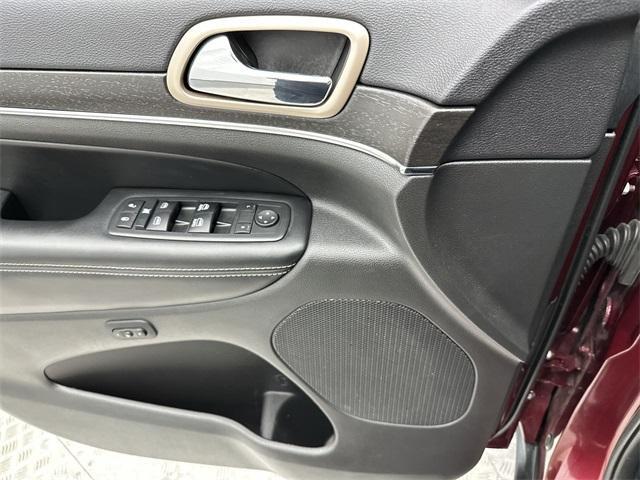 used 2016 Jeep Grand Cherokee car, priced at $19,853