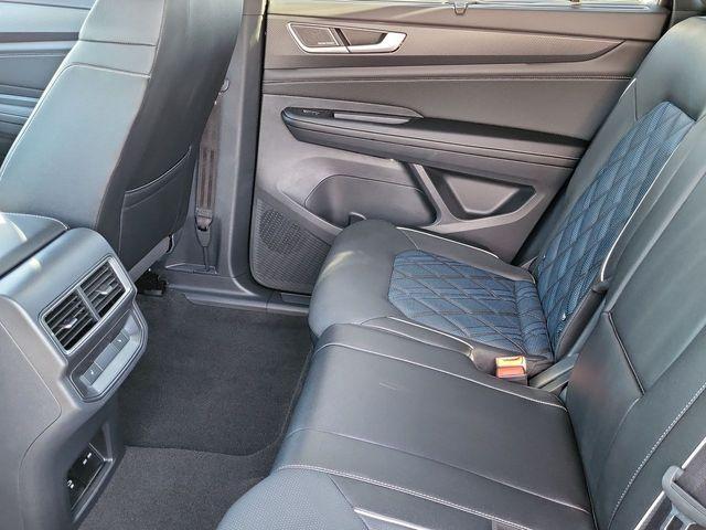 new 2026 Volkswagen Atlas Cross Sport car