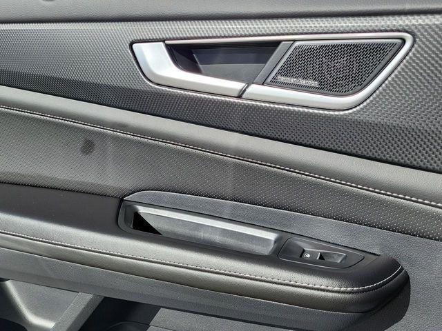 new 2026 Volkswagen Atlas Cross Sport car