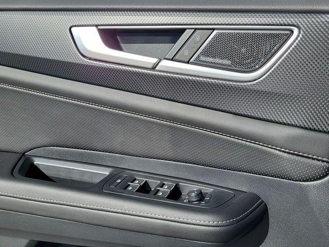 new 2026 Volkswagen Atlas Cross Sport car