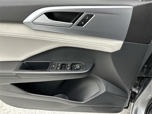 used 2025 Volkswagen Taos car, priced at $27,700