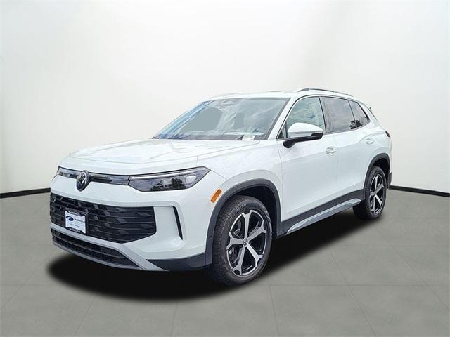 new 2025 Volkswagen Tiguan car, priced at $34,989