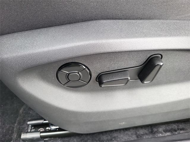 new 2025 Volkswagen Tiguan car, priced at $34,989