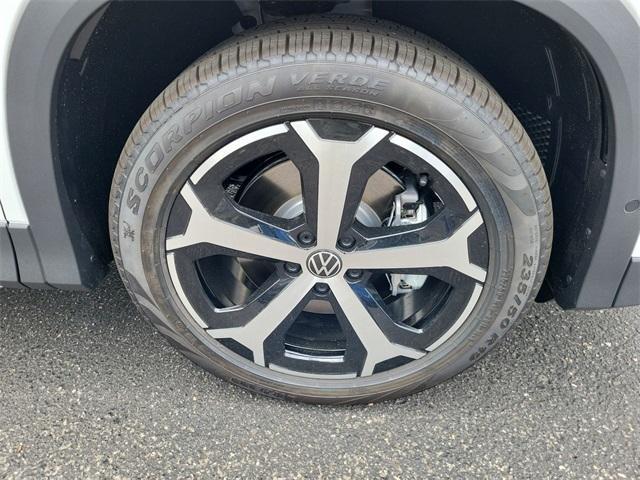 new 2025 Volkswagen Tiguan car, priced at $34,989